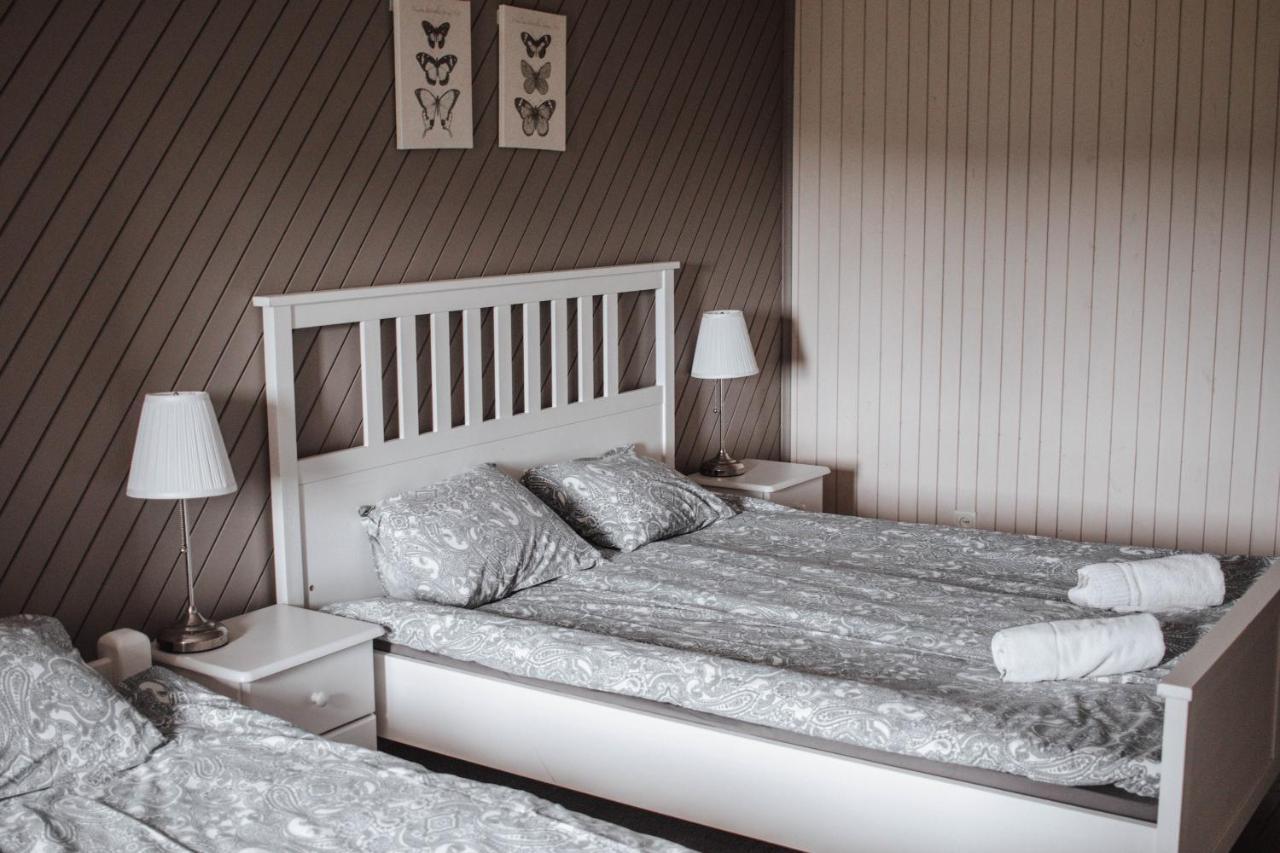Rabbit Hotel Raiskums Екстер'єр фото